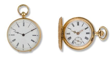 Due piccoli orologi da tasca
XIX secolo
Cassa: oro