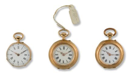 Tre piccoli orologi da tasca
Fine del XIX secolo
C