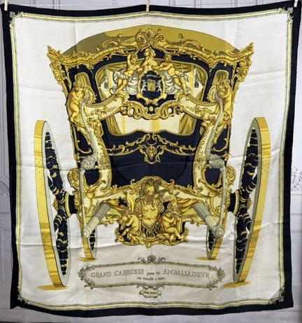 HERMES Paris - Carré en twill de soie imprimé, tit