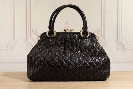 MARC JACOBS - Sac en cuir matelassé foncé noir, po