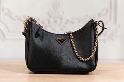 PRADA - Sac porté épaule Re-Edition 2005 en cuir s