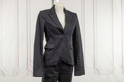 JEAN-PAUL GAULTIER - Tailleur en coton noir à fine