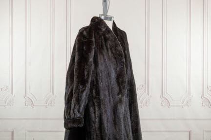YVES SAINT LAURENT - Manteau en vison dark, travai