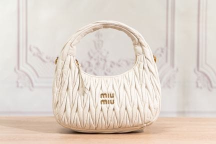 MIU MIU - Sac en cuir crème plissé, poignée d'un s