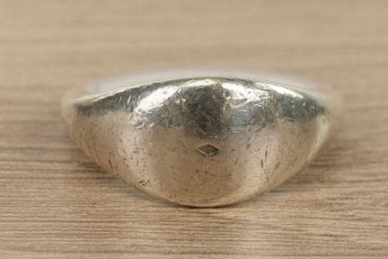 HERMES - Bague en argent 925 millièmes.
Poids : 11