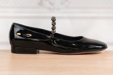 SERGIO ROSSI - Paire de ballerines en cuir vernis 