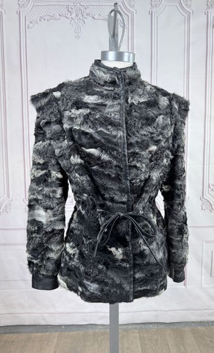 FOURRURES CHAUSSAVOINE - Veste en astrakan noir et