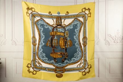 HERMES Paris - Carré en twill de soie imprimé, tit