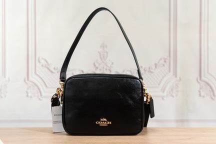 COACH - Sac caméra en cuir glacé noir à deux poche