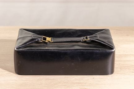 HERMES Paris - Trousse de toilette en box noir, fe