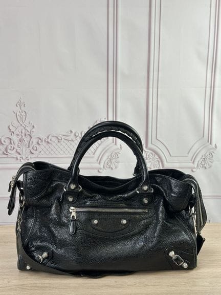 BALENCIAGA - Borsa "City" in pelle nera, chiusura 