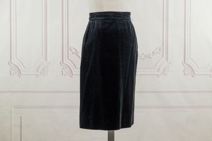 CHRISTIAN LACROIX - Jupe droite aux genoux, velour