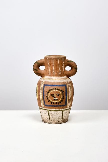 Pablo Picasso (1881-1973)
Vase au décor pastel (A.