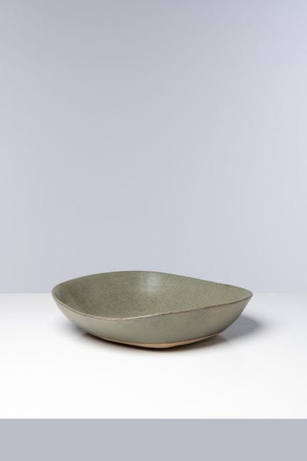 皮埃尔·库洛（1938-2011）
沙拉盘
釉面石质陶器
带有字母缩写
该款式创作于2000年左右
