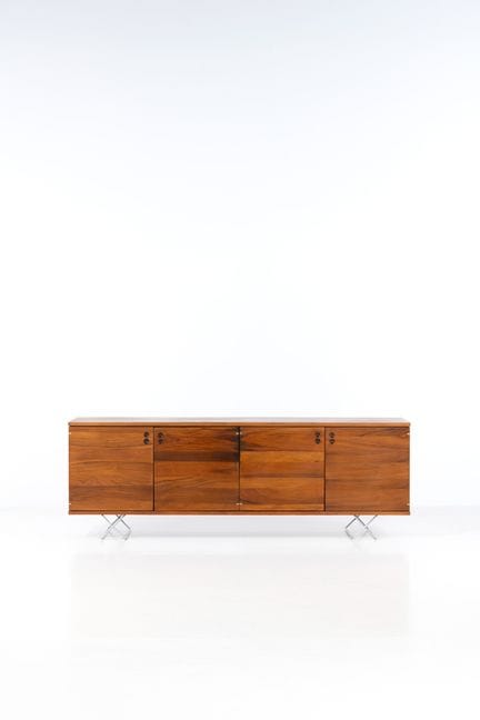 xx Jorge Zalszupin (1922-2020)
Enfilade
Série Modu