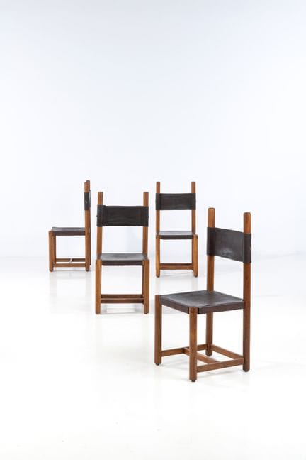 Gruppo Rubaiyat (XXe)
Suite de quatre chaises
Cavi