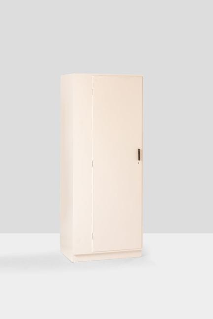 xx Aino Aalto (1894-1949)
Armoire de cuisine
Bois 