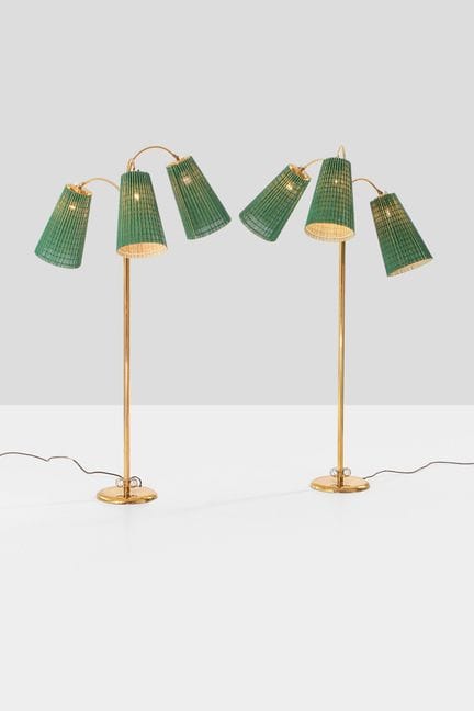xx Itsu (Éditeur, XXe)
Paire de lampadaires
Laiton