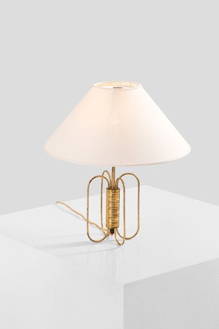 xx V. Soini (Éditeur, XXe)
Lampe
Laiton et textile