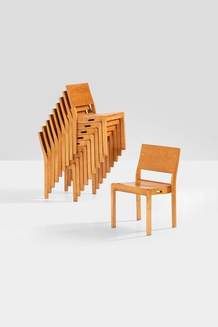 xx Alvar Aalto (1898-1976)
Ensemble de dix chaises