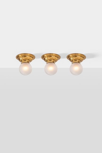 xx Paavo Tynell (1890-1973)
Set di tre lampade da 
