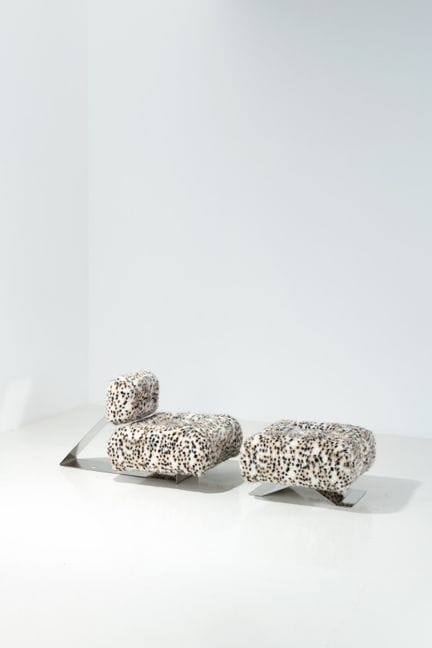 Oscar Niemeyer (1907-2012)
Poltrona e pouf - Model