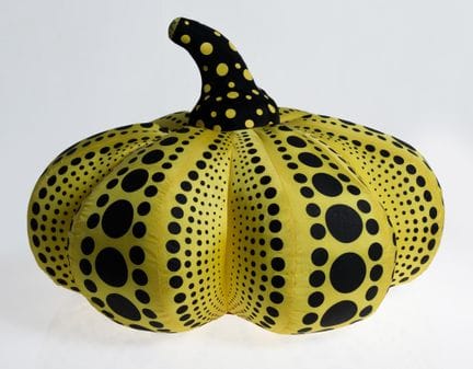 YAYOI KUSAMA 
Matsumoto, Giappone (1929) / Tokyo, 