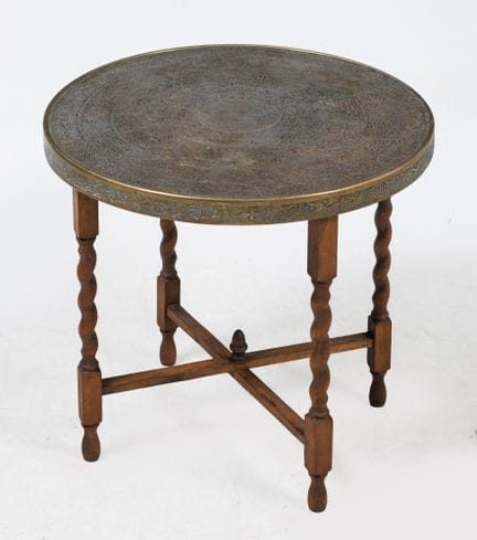 Table d'appoint pliante, Maroc, XXe siècle
Avec pl