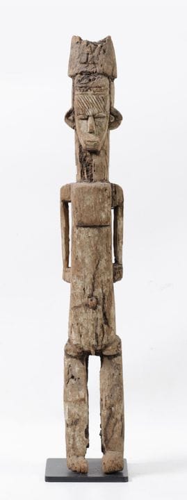 Figurine féminine, probablement issue de la cultur