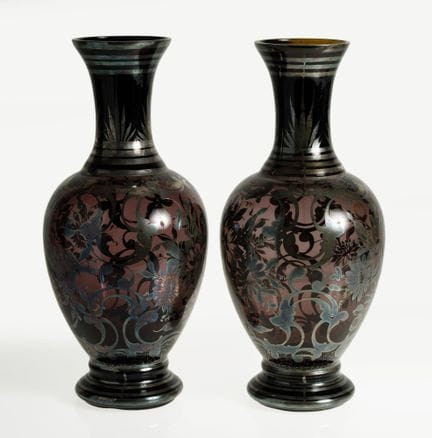 Par de jarrones de cristal soplado negro, posiblem