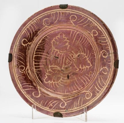 Piatto in ceramica proveniente da Manises, XVII se