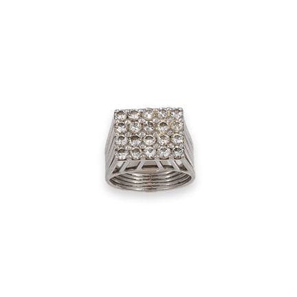 RING, GOLD UND DIAMANTEN
Ring aus 18-karätigem Wei