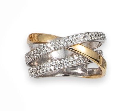 BAGUE MULTIBANDE, OR ET DIAMANTS
Large bague en or