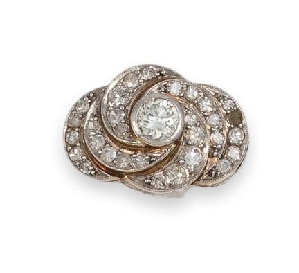 RING, GOLD, PLATIN UND DIAMANTEN
Antiker Ring aus 