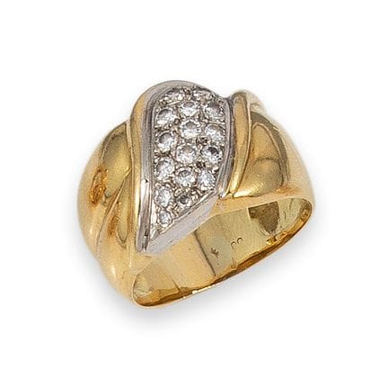 BAGUE EN OR AVEC PIERRES SYNTHÉTIQUES
Bague en or 