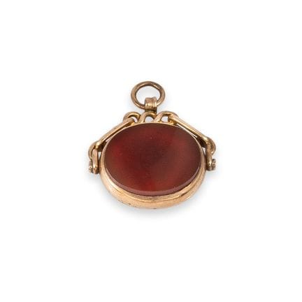COLGANTE, CHATELAINE, ORO DE 9K CON CALCEDONIA
Col