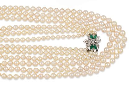 COLLAR DE TRES HILOS DE PERLAS CULTIVADAS
Collar l