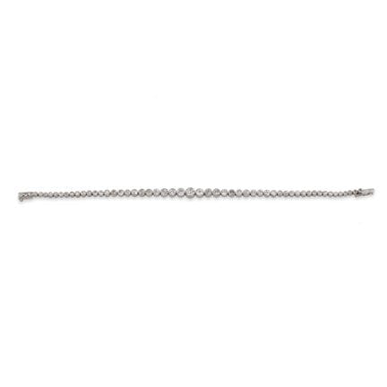 ARMBAND, RIVIERE, PLATIN UND DIAMANTEN
Riviere-Arm
