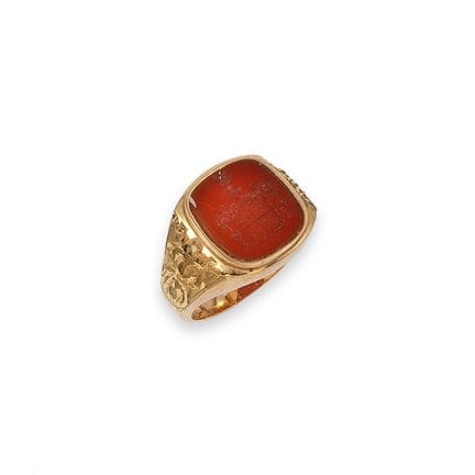 BAGUE, SCEAU, OR ET CALCÉDONIE
Bague-sceau en or j