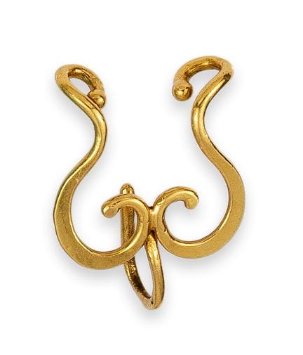COLGANTE DE ORO CON FORMAS ONDULADAS
Colgante de o