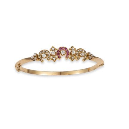 BRACELET SEMI-RIGIDE EN OR, SERTI DE DIAMANTS ET D