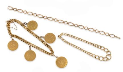 LOT DE TROIS BRACELETS EN OR
Lot composé de trois 