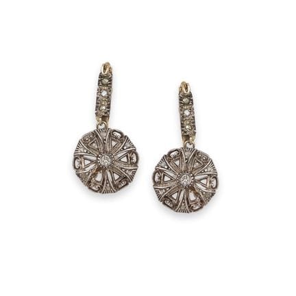 BOUCLES D'OREILLES LONGUES, EN OR AVEC MONTURES RE