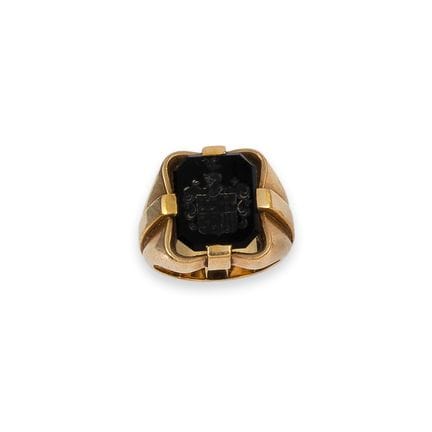 BAGUE, CHARMETTE, OR ET ONYX
Charmette en or jaune