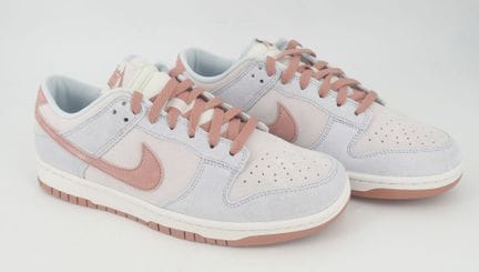 NIKE
Dunk
Beige, taupefarbenes Wildleder, grau
Grö