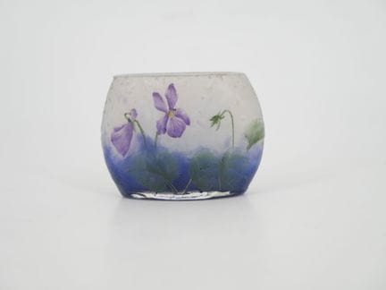 DAUM NANCY,
Small glass vase with an enameled iris