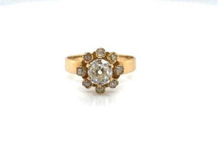"Flower" ring in gold (750‰) set with a small vint