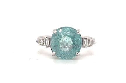 White gold (750‰) RING set with a round Paraíba to