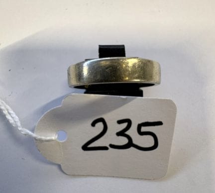 Ehering aus 14-karätigem Weißgold, Gewicht 3,79 g,