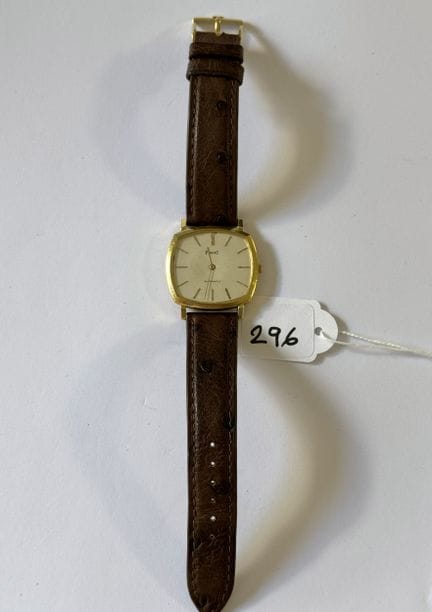 Montre PIAGET en Or Modèle Coussin automatic des a